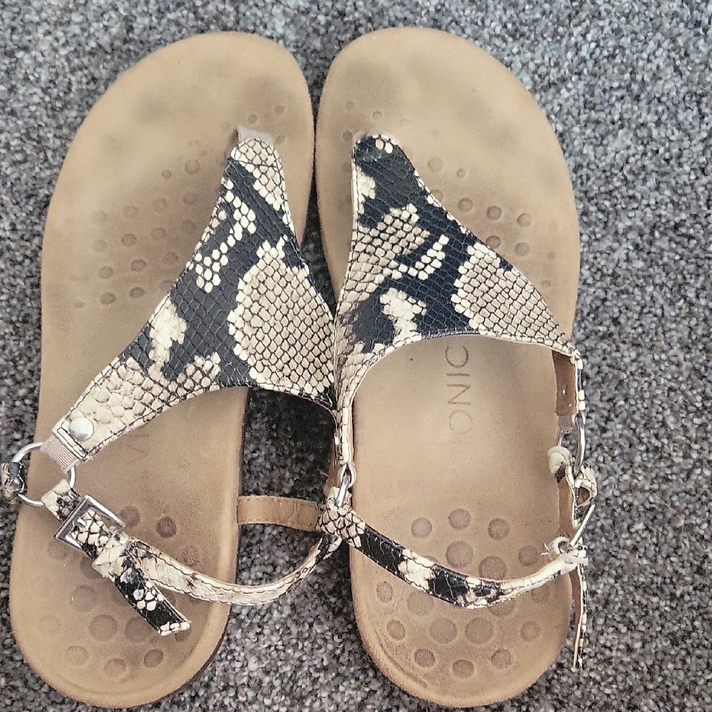 Vionic Sandals
